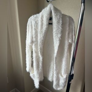 Women’s Medium White Cardigan